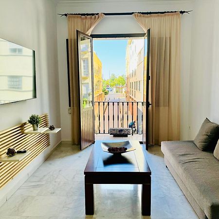 Apartamento Con Balcon Castilla Triana Sevilla Exteriör bild