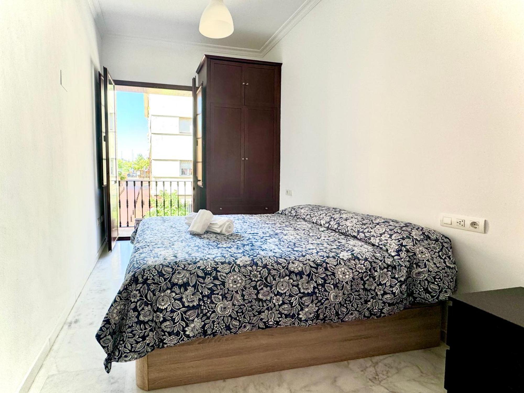 Apartamento Con Balcon Castilla Triana Sevilla Exteriör bild